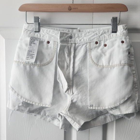 Abercrombie&fitch annie high-rise short. Size:25/0. Color:white - Picture 5 of 5